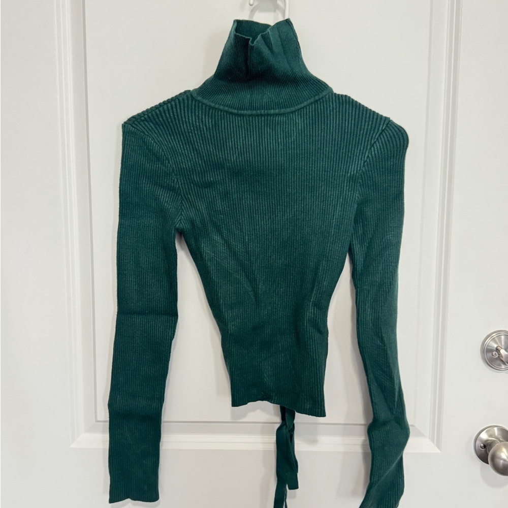 Lulus Green Open-Back Turtleneck Sweater